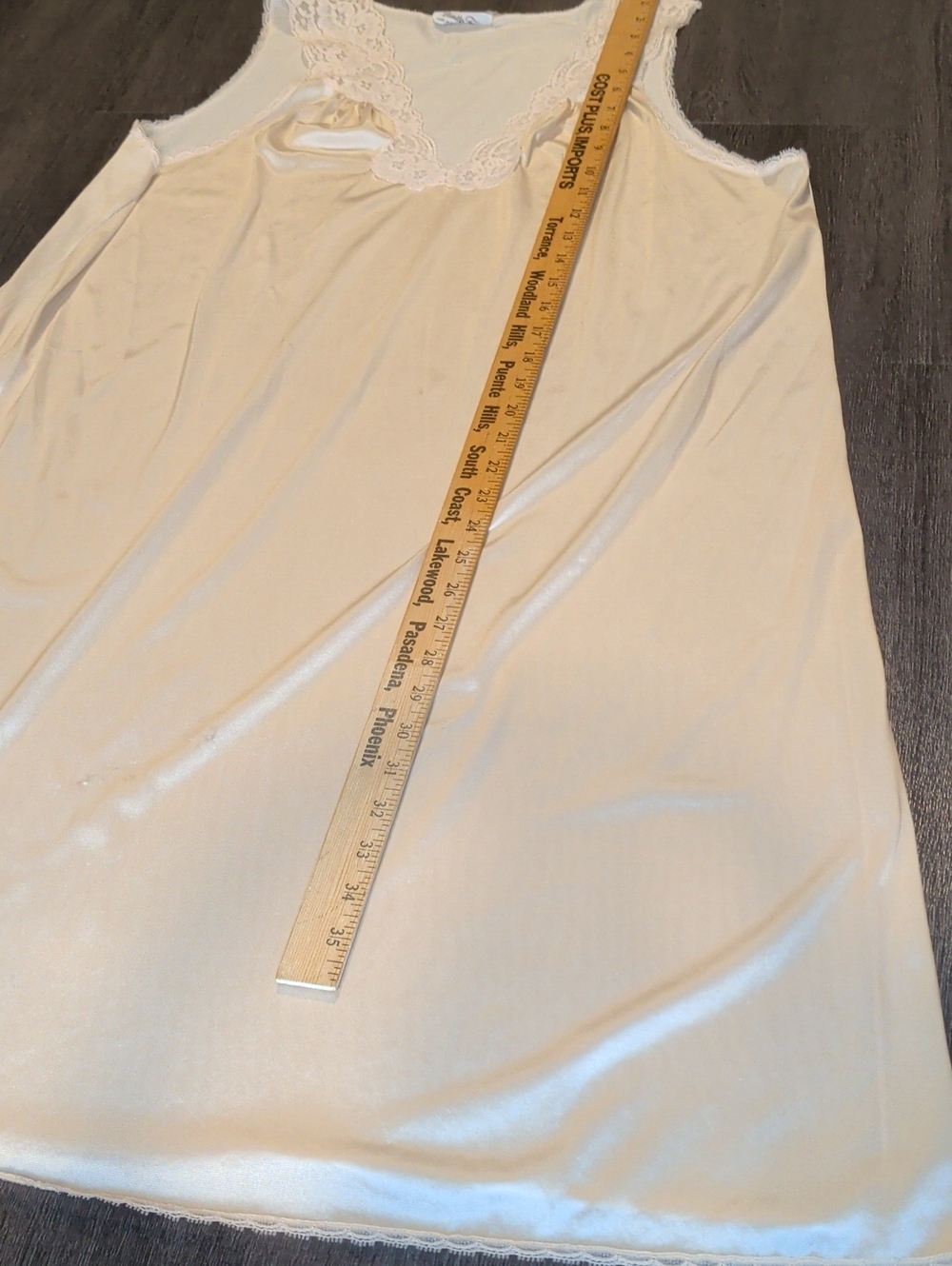 Vintage 70s Vanity Fair Pink Nylon Nightgown Negligee Lace Sz L MCM - Picture 11 of 15